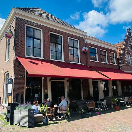 Hotel En Stadscafe De Dam L Hotel Монникендам Экстерьер фото