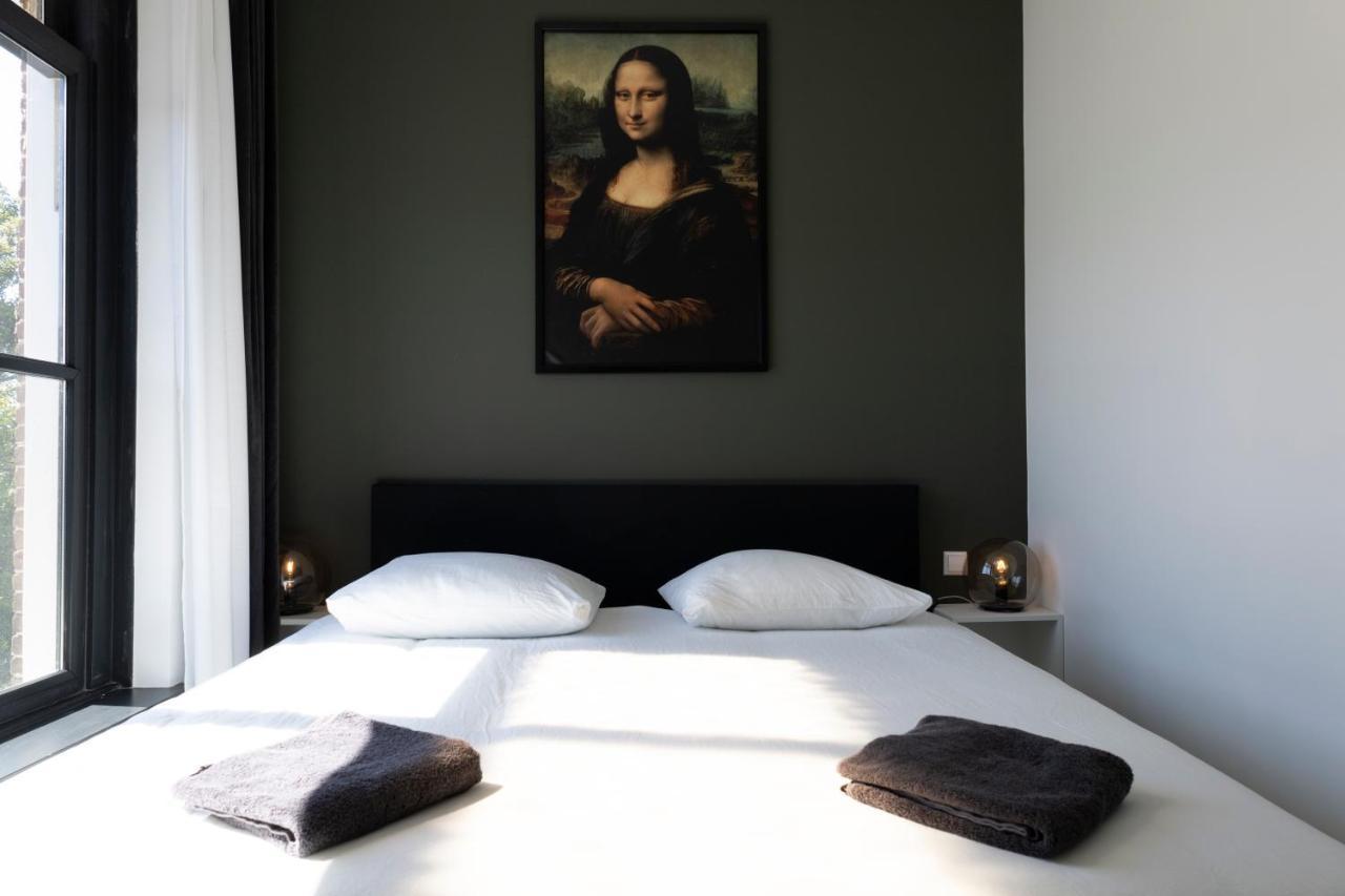 Hotel En Stadscafe De Dam L Hotel Монникендам Экстерьер фото